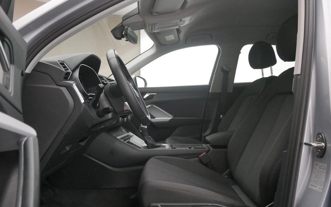 Audi Q3 cena 136899 przebieg: 17938, rok produkcji 2022 z Siewierz małe 172